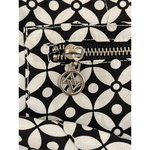 Adrienne Vittadini women’s 3/4 sleeve blouse small navy and white - Picture 7 of 7